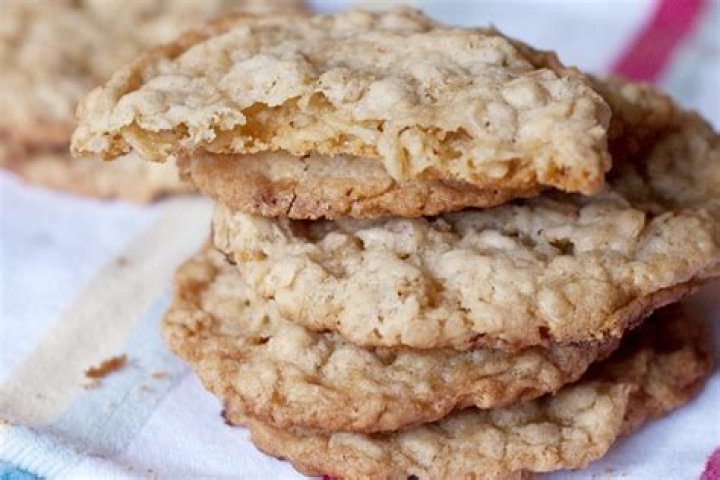 Does Oatmeal Cookies help lower cholesterol?