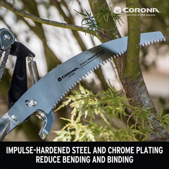 How do you assemble a Corona Tree Pruner saw?