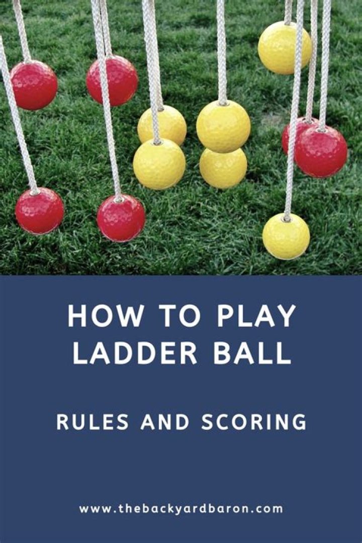 How do you keep score in Ladder Ball?