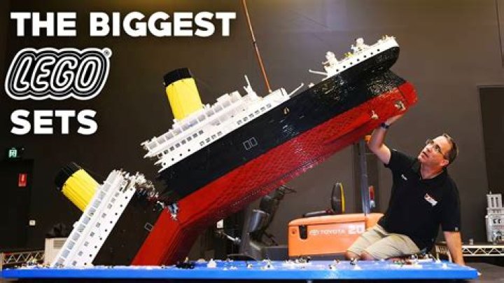 What is the biggest Lego set in the world that you can buy?